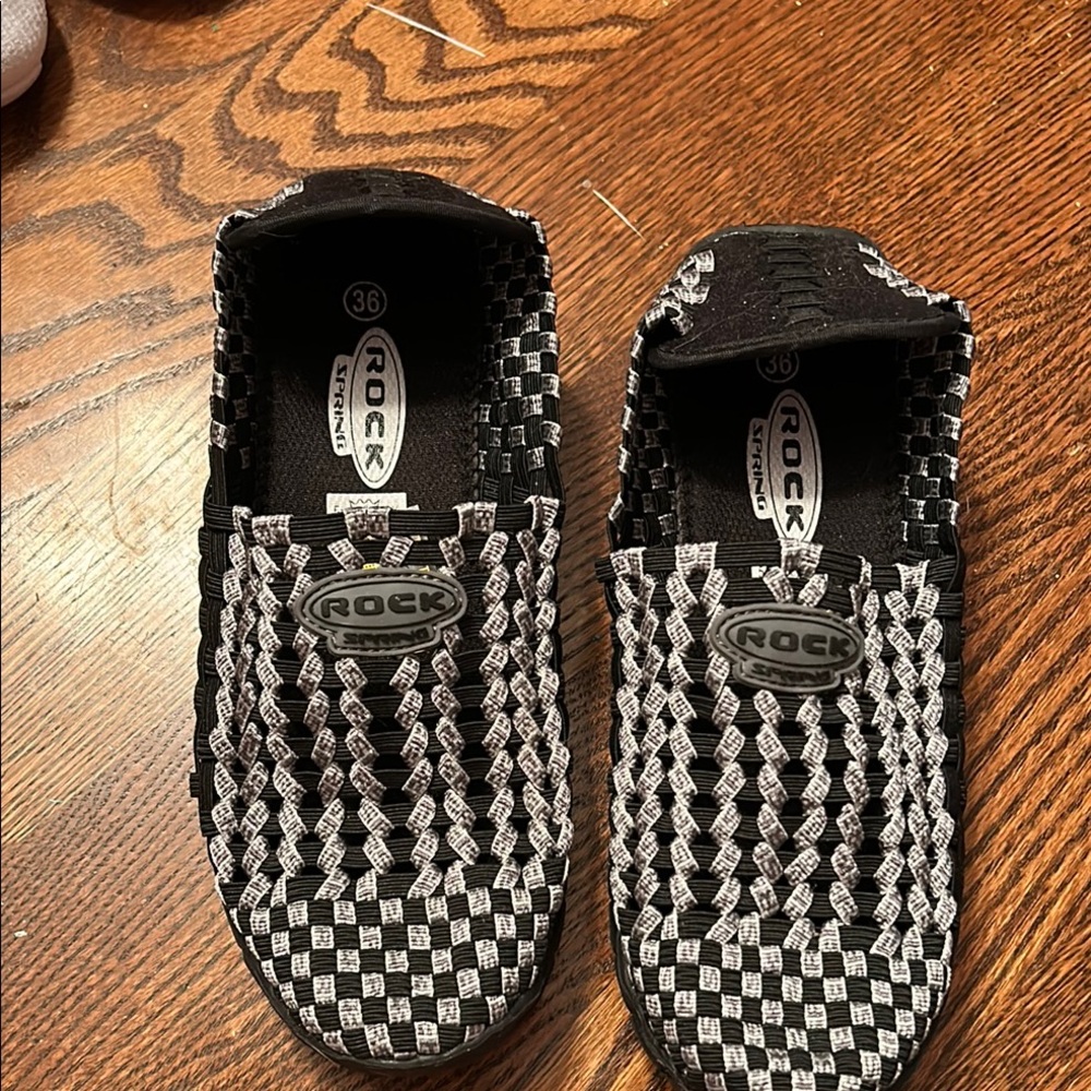 Rock Spring Black and White Woven Shoes